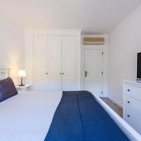 Amazing Apartment In Albufeira Exteriör bild